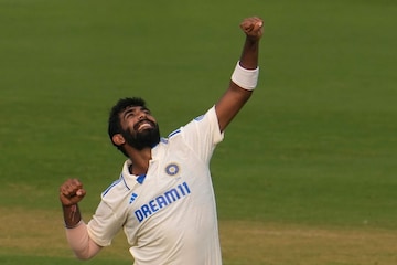 India Vs England Jasprit Bumrah Becomes Fastest Indian Pacer To Clinch