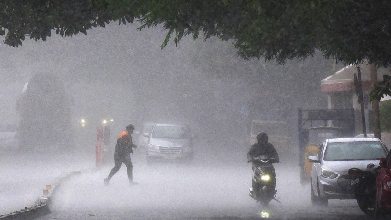 Heavy Rainfall Alert! IMD Issues Red Warning For Several Odisha Dists ...