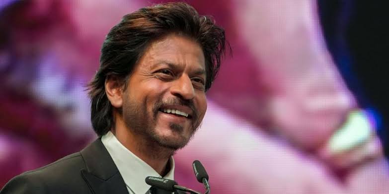 SRK Jets Off to Switzerland to Receive ‘Pardo alla Carriera’ Award at Locarno Film Festival