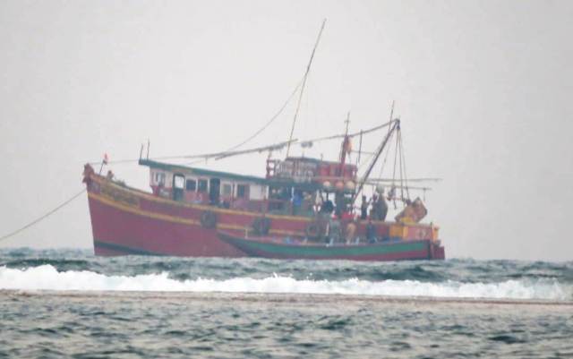 Trawlers Seized