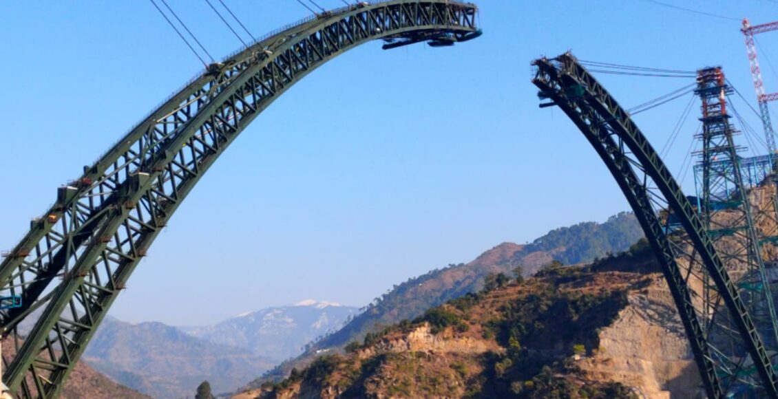 J&K: Arch Of World's Highest Railway Bridge On Chenab River Completed ...