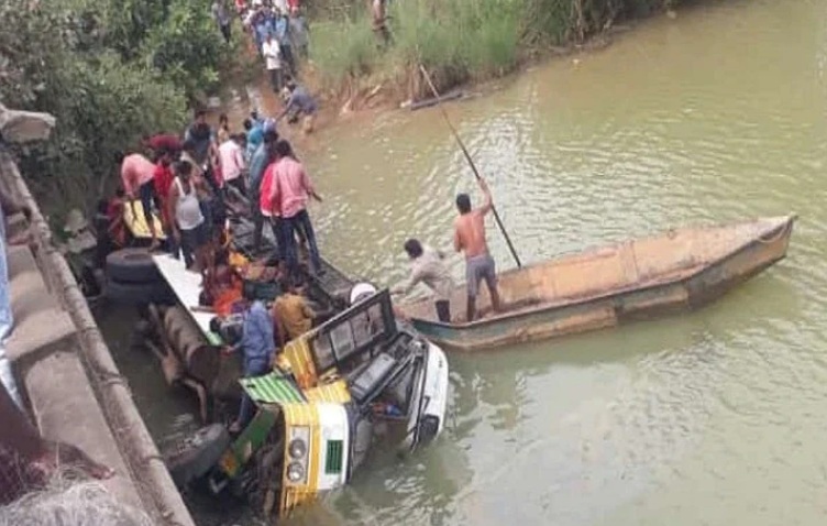 Bus Plunges Into Canal