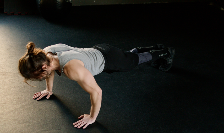 Three Advanced-Level Effective Variations Of Push-Ups For Fitness Freaks!
