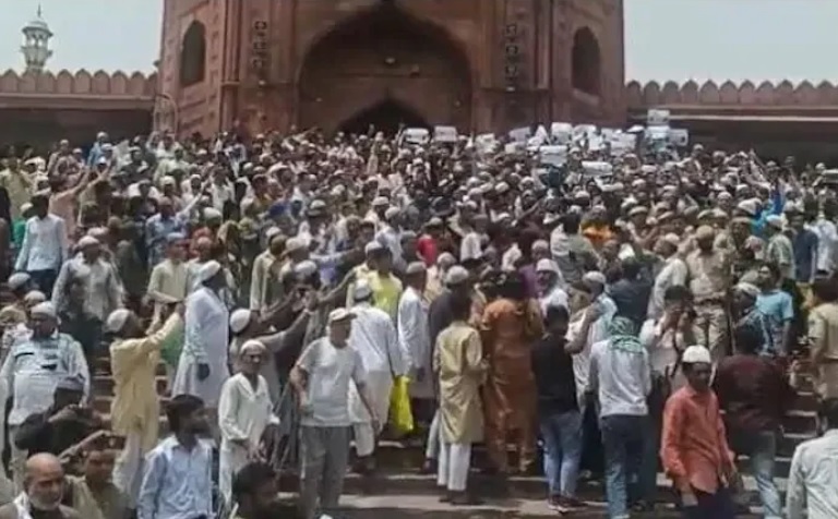 Protests Outside Jama Masjid