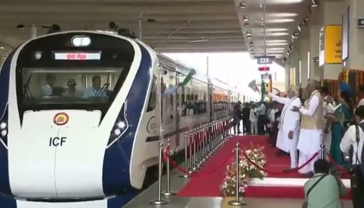 PM Modi Flags Off New Vande Bharat Express Between Gandhinagar And ...