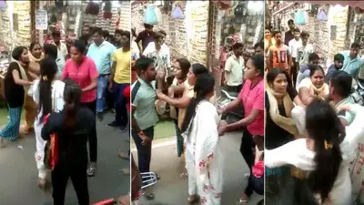 Man Shopping With Girlfriend On Karwa Chauth Caught By Wife