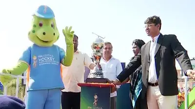 Trofi Piala Dunia Hoki Putra FIH Mencapai Odisha