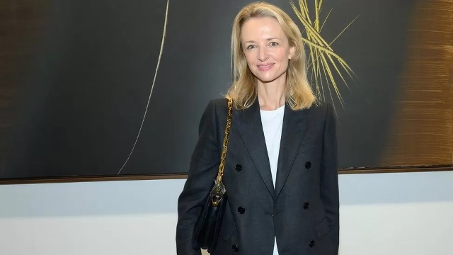 France's First Family of fashion! LVMH boss Bernard Arnault appoints  daughter Delphine in top Louis Vuitton role within £70bn empire