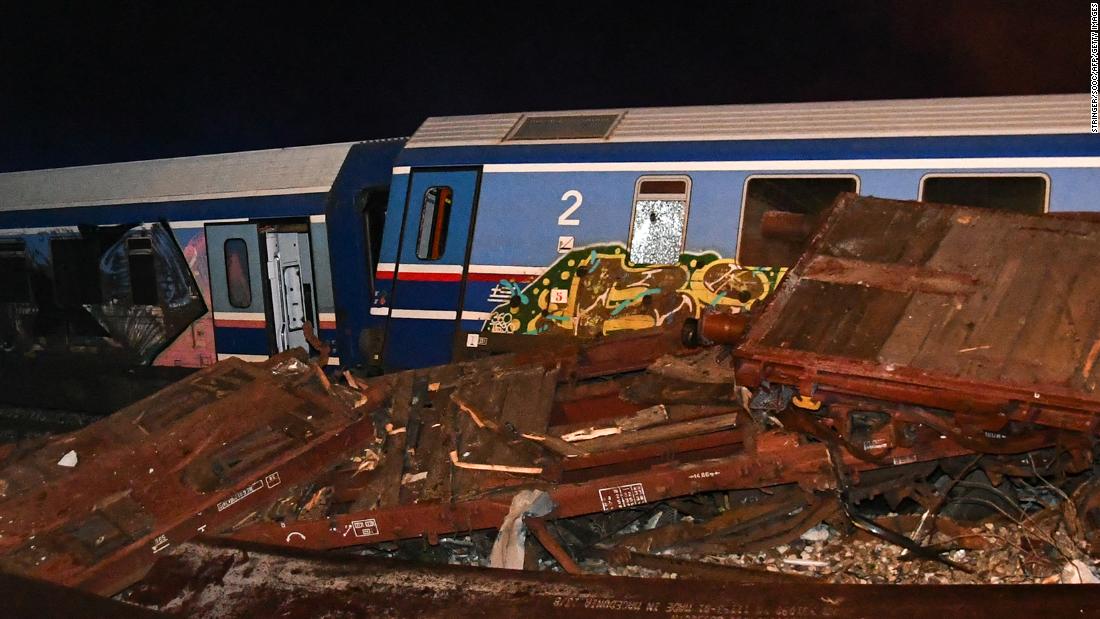 Trains collide in Greece