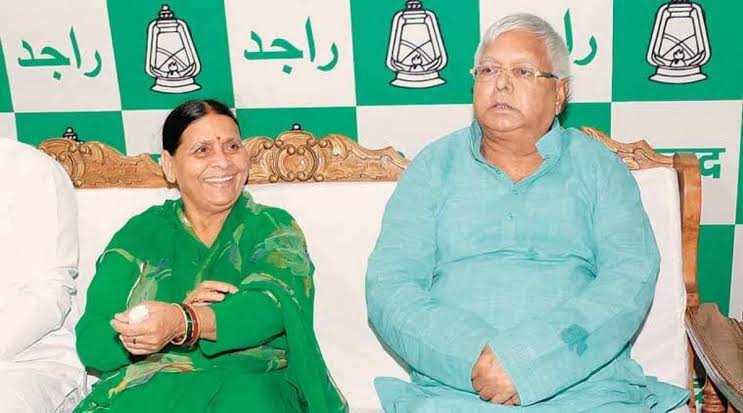 Land-for-job case: Delhi court grants bail to Lalu, Rabri Devi, other accused