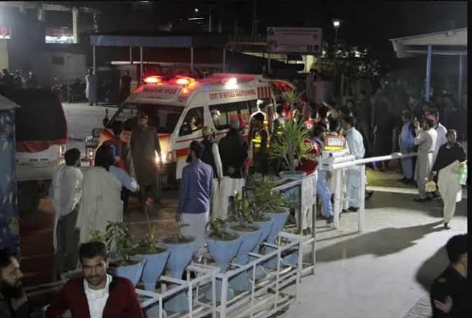11 killed, over 100 injured as earthquake rattles Pakistan and Afghanistan