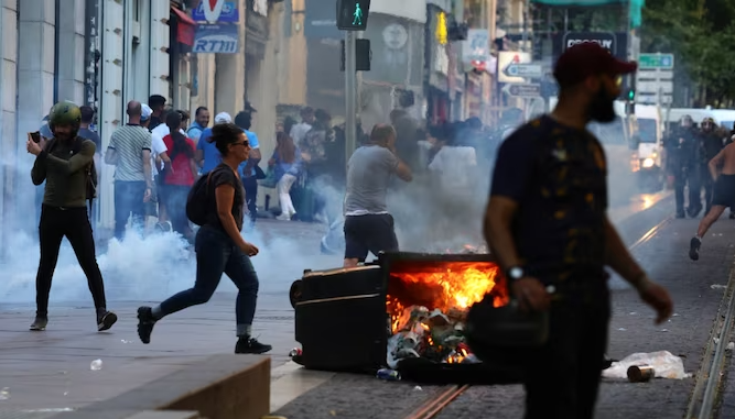 France riot