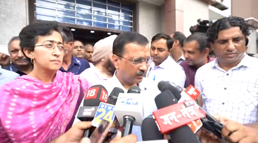 Delhi CM Kejriwal Announces Aid Of Rs 10,000 To Every Flood-Hit Family ...