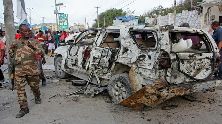 20 killed in suicide car bombing in central Somalia