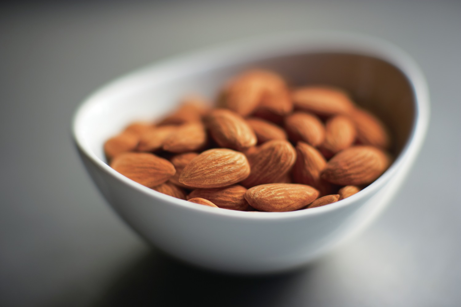 New Study Reveals Consuming Almonds Boost Post-Exercise Muscle Recovery and Performance