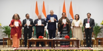 Vice President Jagdeep Dhankhar, launches Gopichand Hinduja compiled book “I Am?”