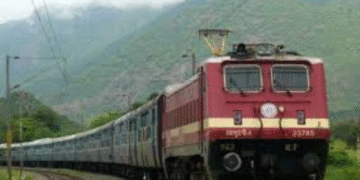 Puri–Bangiriposi Express chair car coach