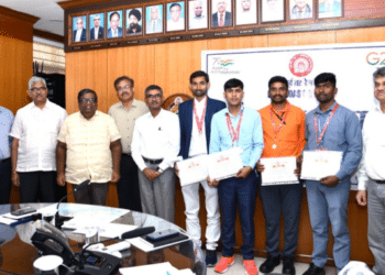 Four Railway Employees Honoured