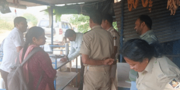 15-Year-Old Girl Commits Suicide