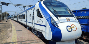 Vande Bharat Express stone pelting