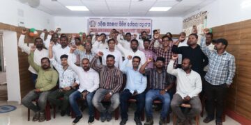 Odisha Govt Employees Demand Inclusion in Cashless Health Card Scheme