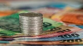 Long-term vs Short-term Mutual Fund Portfolio Strategies