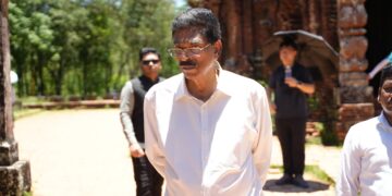 Odisha Governor My Son Temple Visit