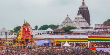 Puri Rath Yatra 2025: Devotee Surge Halts Chariots, Resumption Tomorrow
