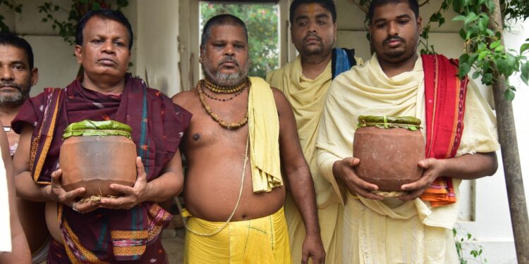 Phuluri Oil Ritual