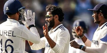 India Holds Edge as England Trail by 133 Runs on Day 2 of 4th Test