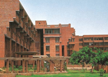 JNU tuition fee reduction for foreign students