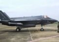 UK engineers examine F-35 in Kerala