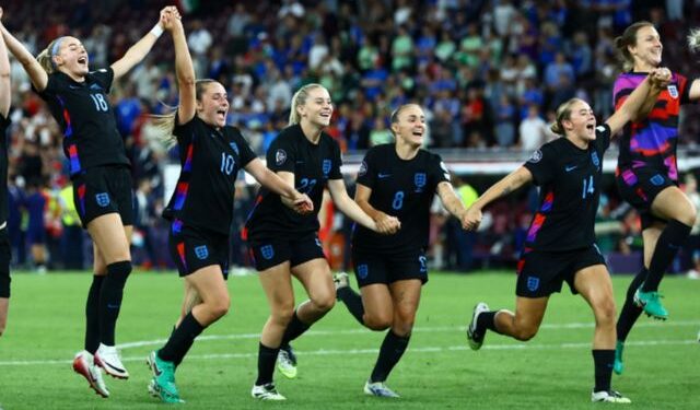 England Stuns Italy
