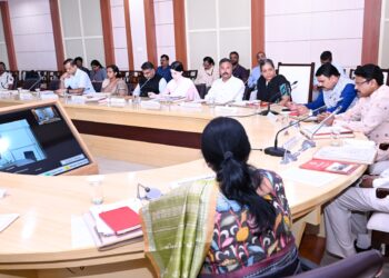 Odisha Governor Pushes for Blood Donation Camps in Colleges to Save Lives