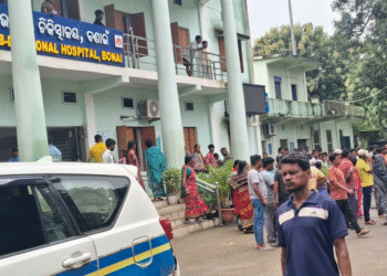 Pickup Van Overturns