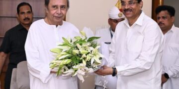 Governor Meets Naveen Patnaik