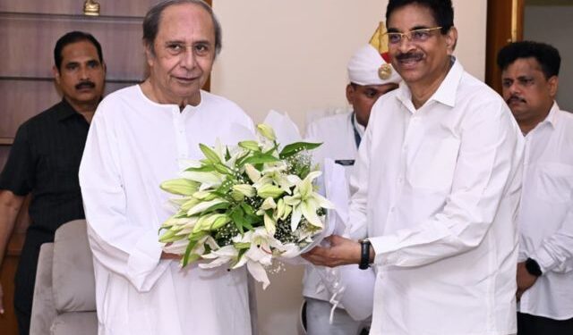 Governor Meets Naveen Patnaik