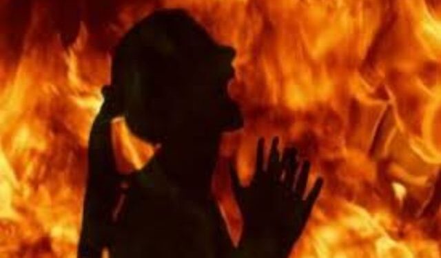 woman self-immolation death
