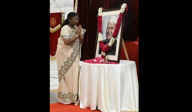 President Murmu tribute to Dr Shanker Dayal Sharma