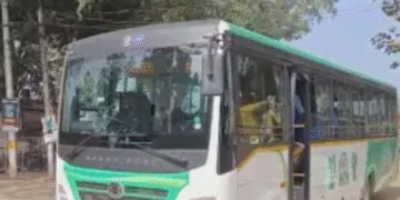 bus conductor fare dispute