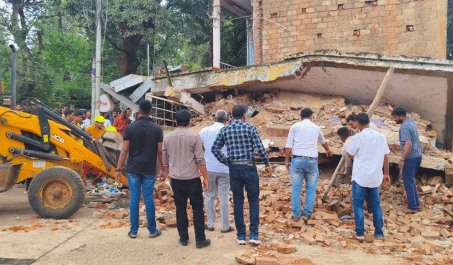 Koraput market roof collapse