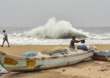 Cyclonic circulation