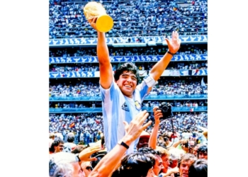 Diego Maradona tribute Napoli