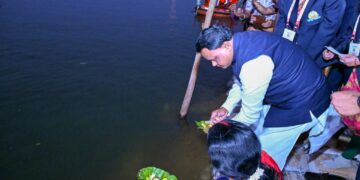 Odisha CM Majhi Inaugurates Historic Cuttack Bali Yatra 2025, Boosts Funding to Rs 10 Crore