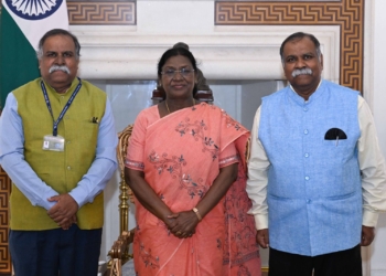 Prof. Kishor Basa and Er. Ashok Basa Call on President Droupadi Murmu