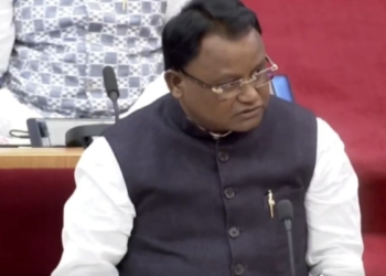 Odisha CM Welcomes President Murmu in Historic Assembly Address, Hails Her as Beacon of Tribal Empowerment