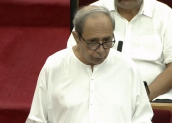 Naveen Patnaik welcomes President Murmu