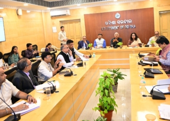 Chief Secretary Chairs High-Level Meeting to Fast-Track Priority Projects in Odisha