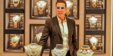 Akshay Kumar Kalyan Jewellers