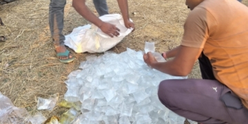 Over 400 Pouches of Toxic Liquor Seized